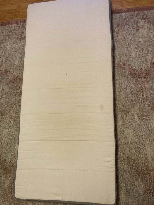 Vand saltea pe arcuri utilizata Ikea 90x200x18