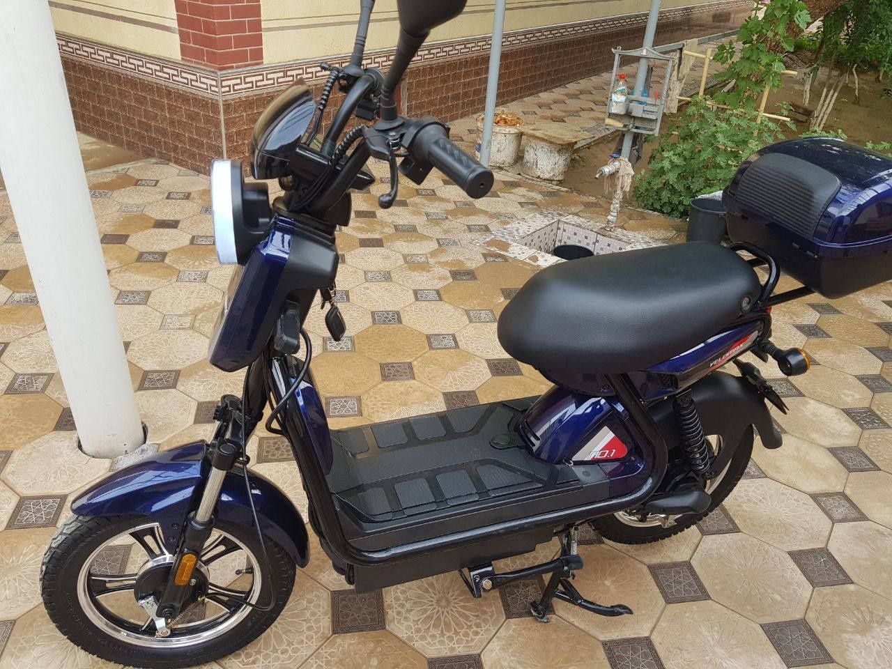 Skuter sotiladi yangi
