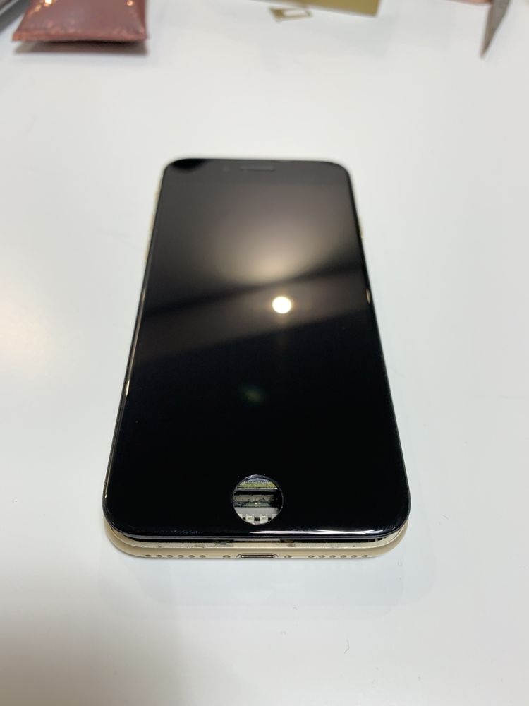 Ecran lcd display iphone 7 negru sau alb original apple din dezmembrar