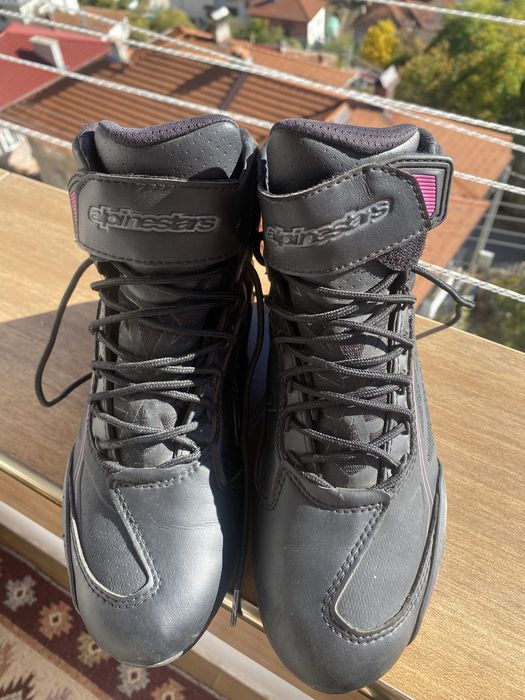 Дамски мото обувки