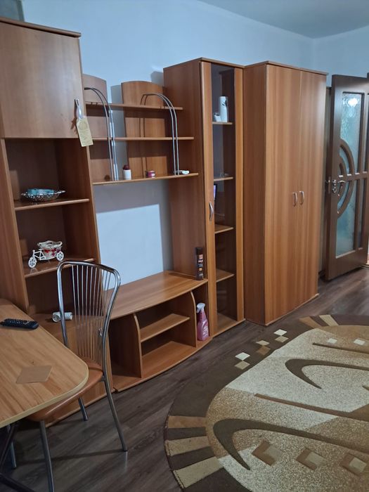 Garsoniera de inchiriat