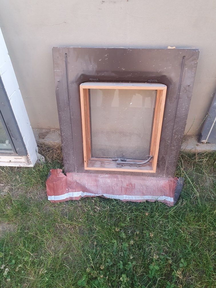 Velux 3 buc.   .