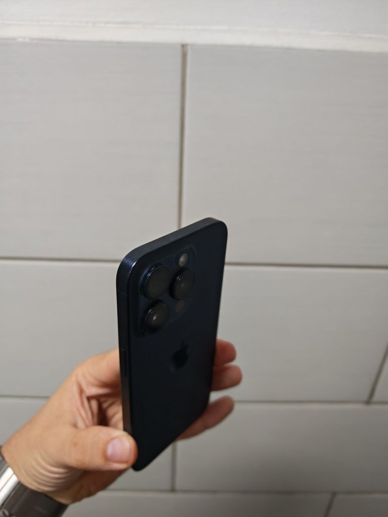 iPhone 15 Pro Blue 256GB Stare buna totul original liber retea