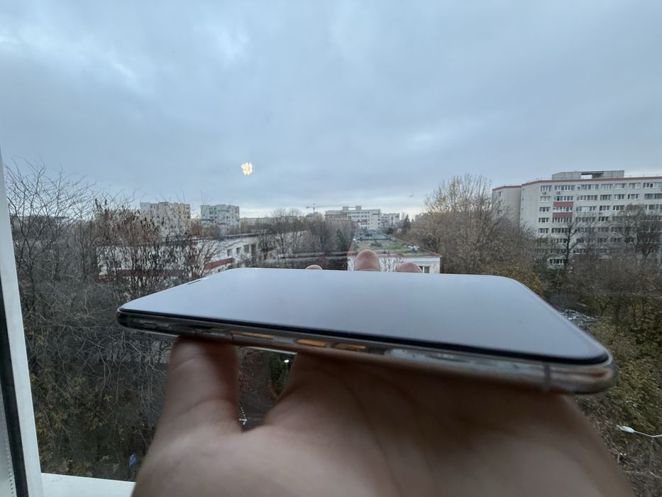 IPhone 11 PRO, 256 GB, Silver, Face ID functional, baterie 70%