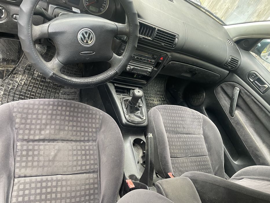 Vând pasat b5 motor de 1.9