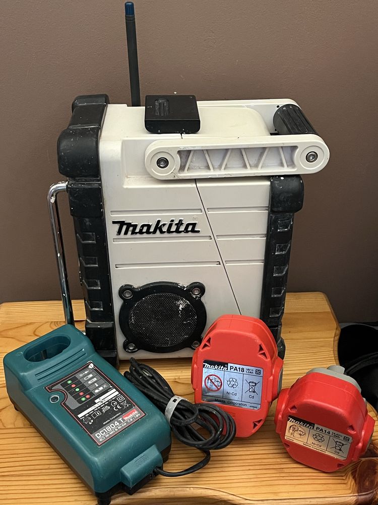 Радио Makita DMR 102