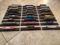 Lot 27 locomotive scara N machete statice