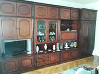 Vand mobilier de sufragerie lemn masiv