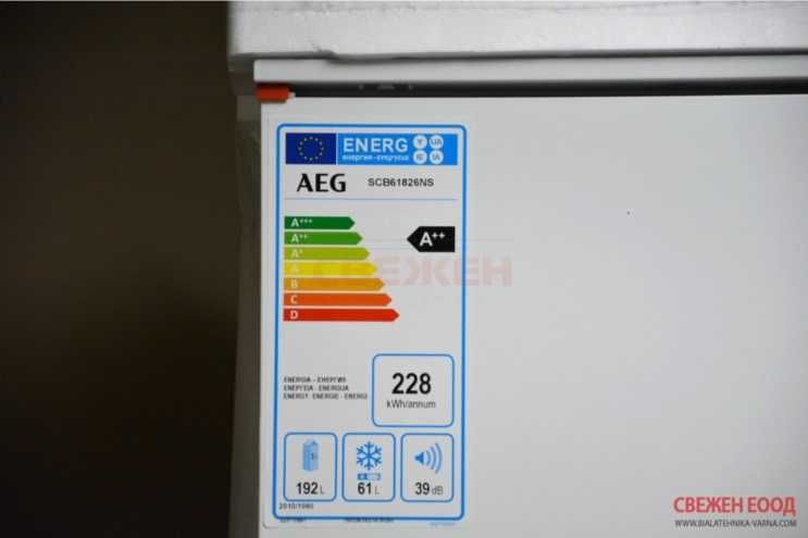 Хладилник за вграждане AEG SCB618F3LS