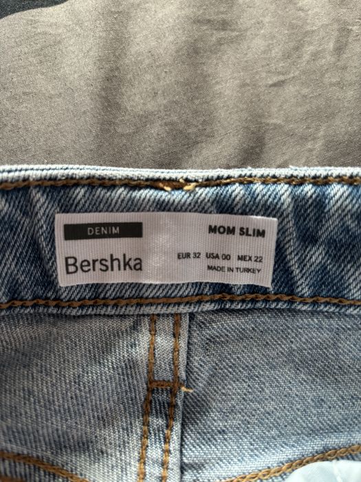 Дънки    Bershka