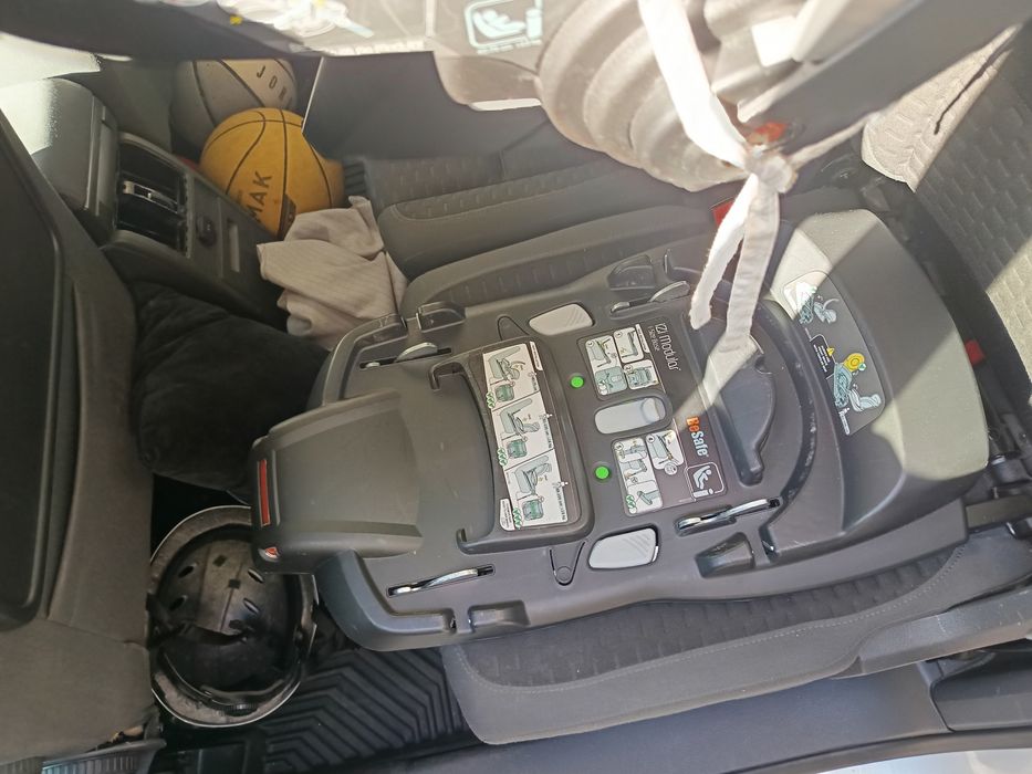 Be Safe база и столче за новородено