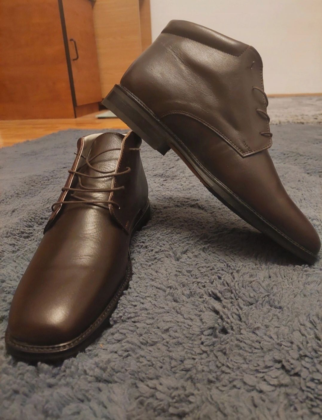 Ghete din piele naturală