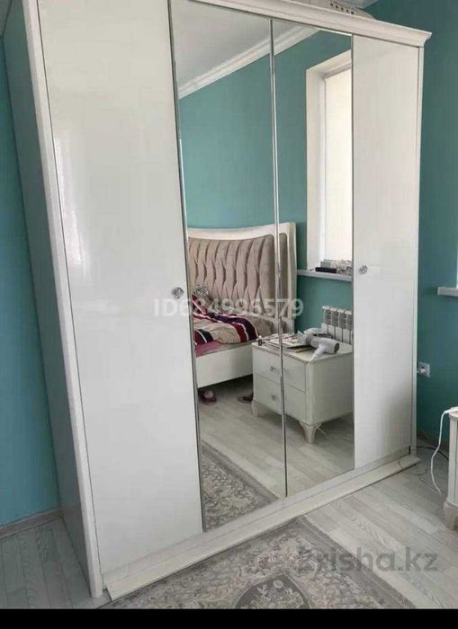 продам качественную мебель спальную