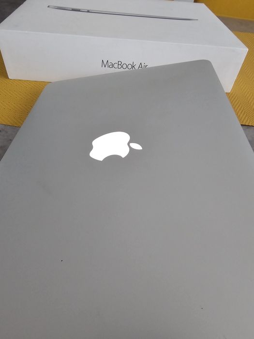 MacBook Air 13 schimb ceas Tissot edox Atlantic orient oris tudor