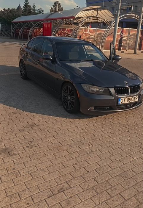 BMW e90 N47 318d.