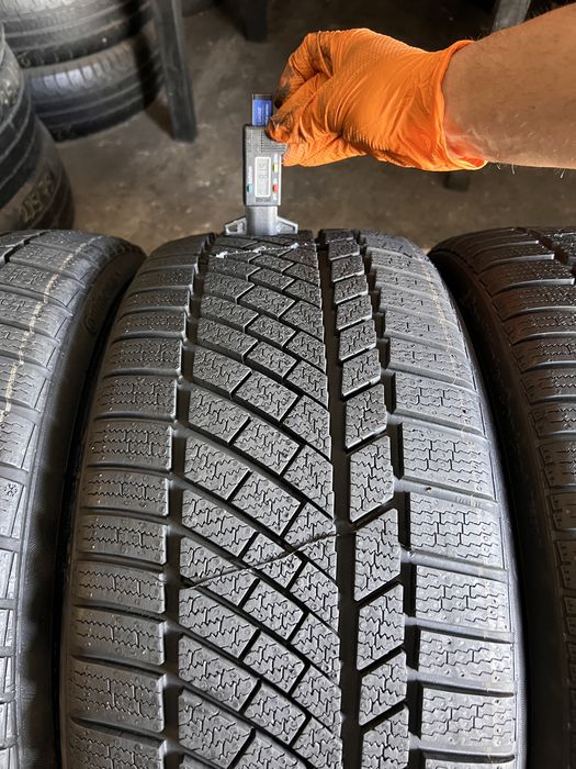 4 anvelope iarna nerulate 245/35/19 , Continental , 8 mm