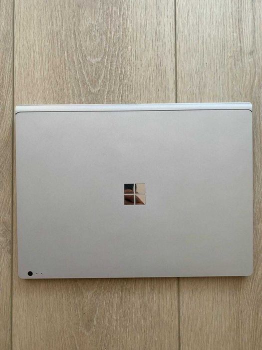 Surface book (1st gen) i7 6600u 16GB 512ssd