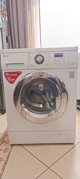 Продам стиральную машинку автомат LG