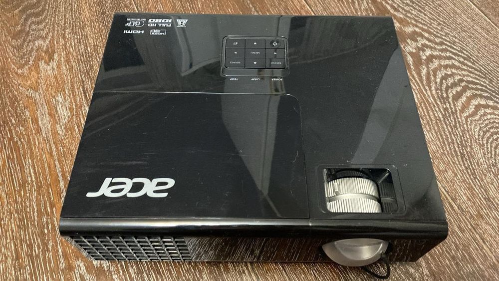 Проектор Acer P1500