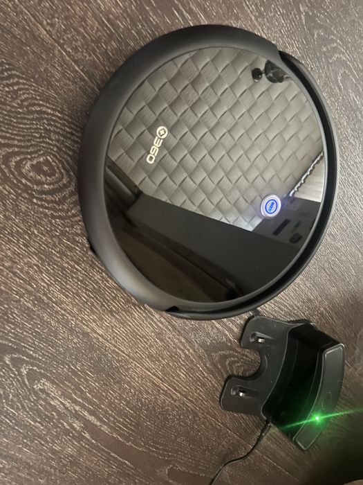 Продам робот пылесос