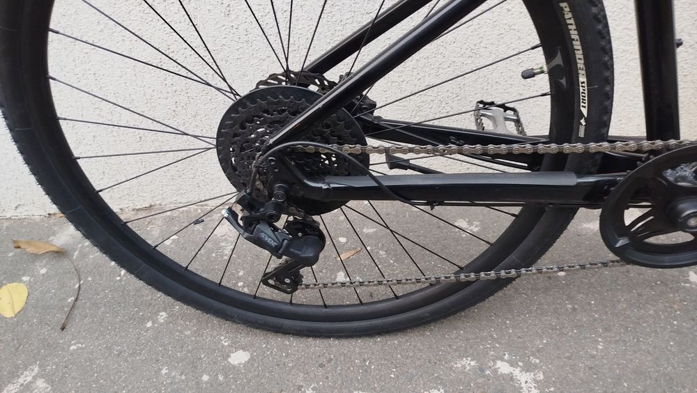 Specialized cross hidraulic cube