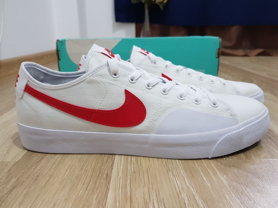 Adidasi Nike Blazer SB mărimea 43 boost jordan