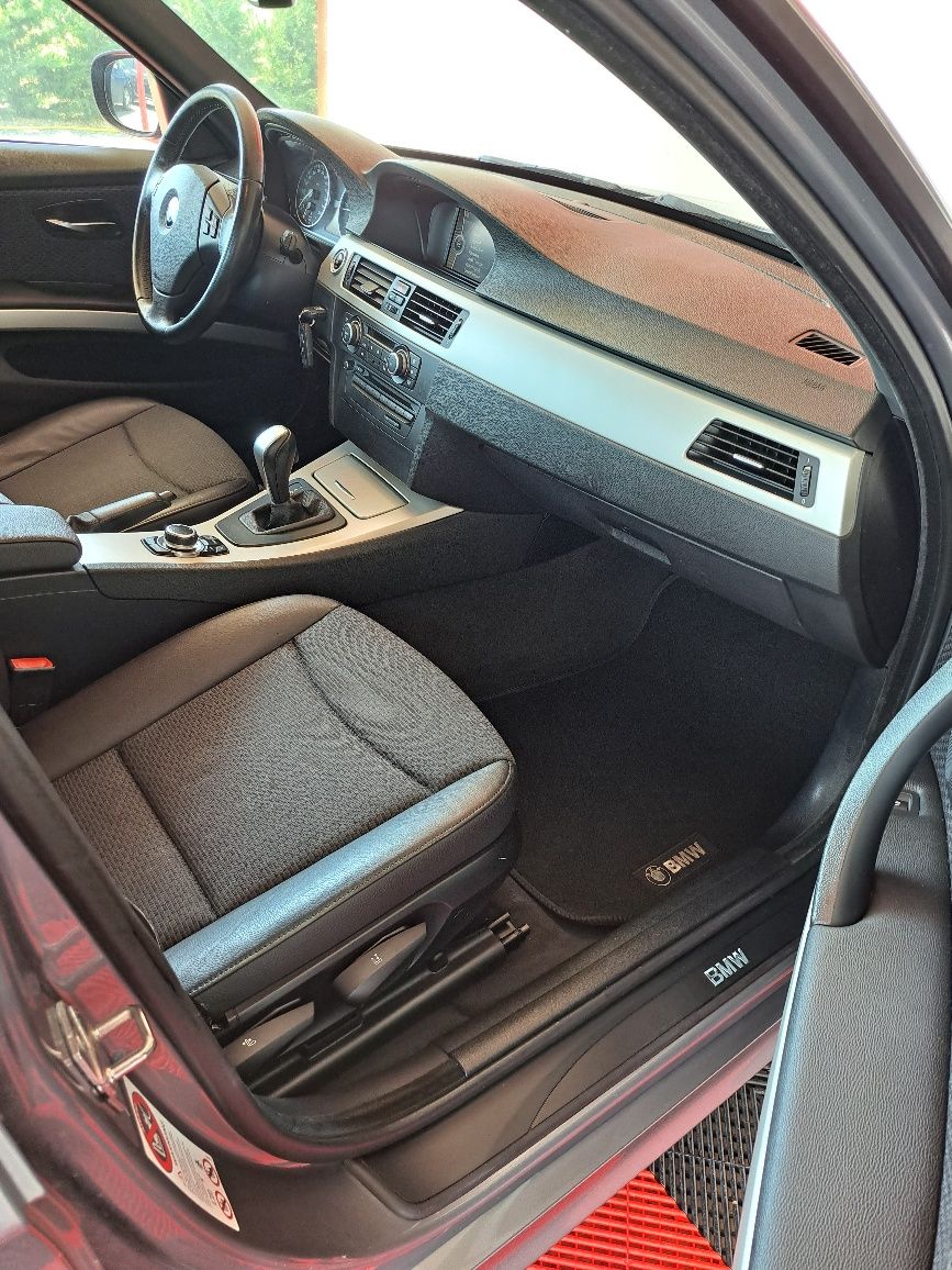 BMW 320D automat