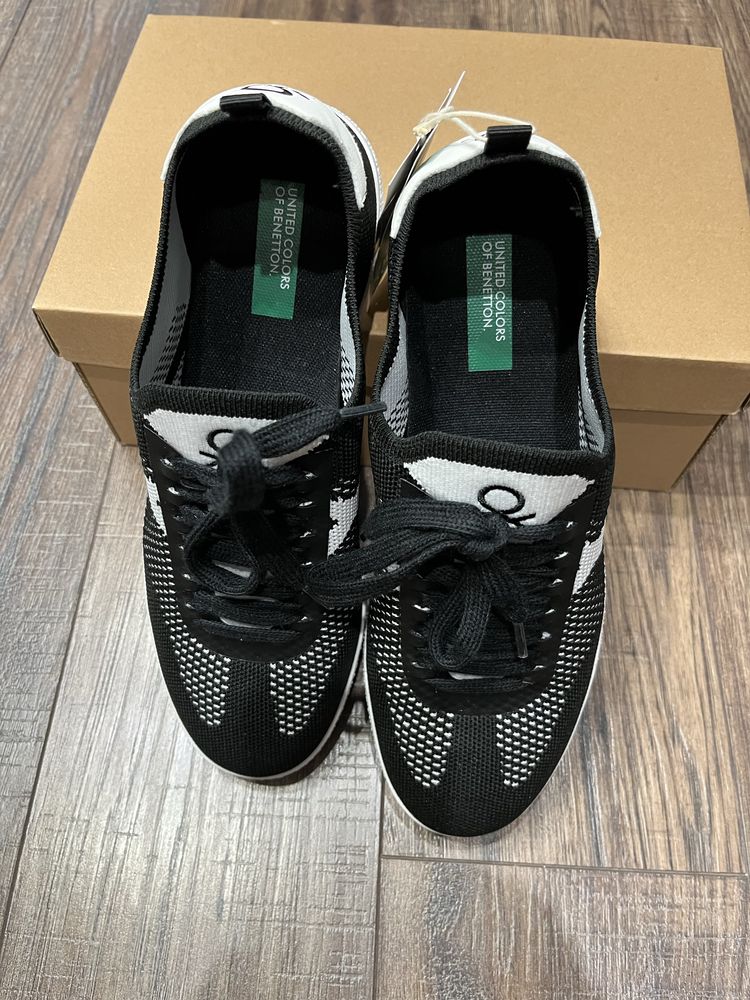 Обувки лятни BENETTON