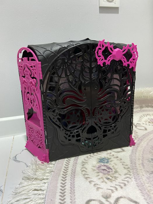 Monster high «Спектра вондергейст 13 желаний»