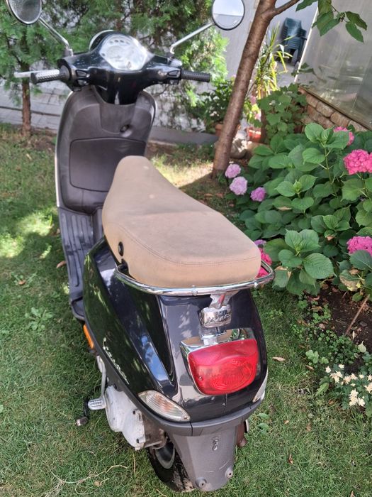 Piaggio Vespa LX 50