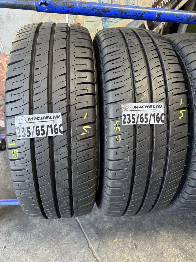 235/65/16C Michelin