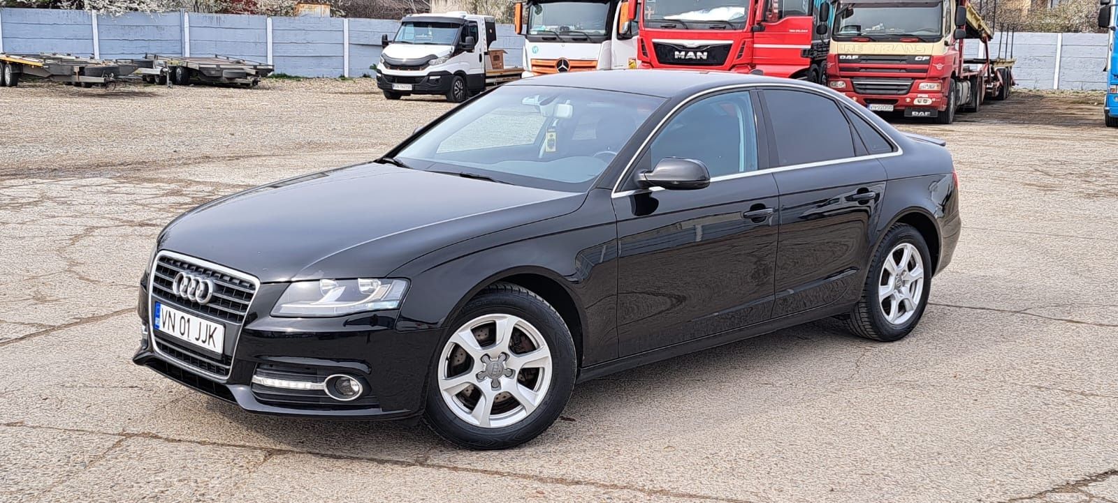 Audi A4 B8 2.0 TDI 120 CP EURO 5 cutie manuală an 10.2011