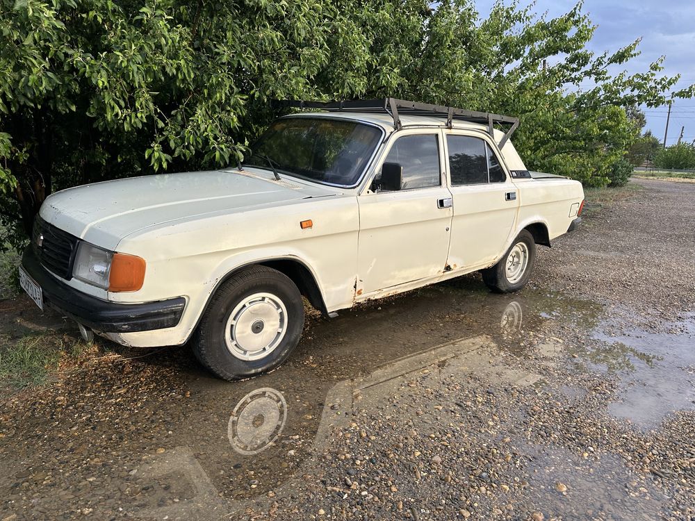 Волга 31029 сотилади