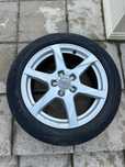 4 бр. летни 225/50/17 Vredstein с Джанти Audi, 5x112+ фланци и болтове