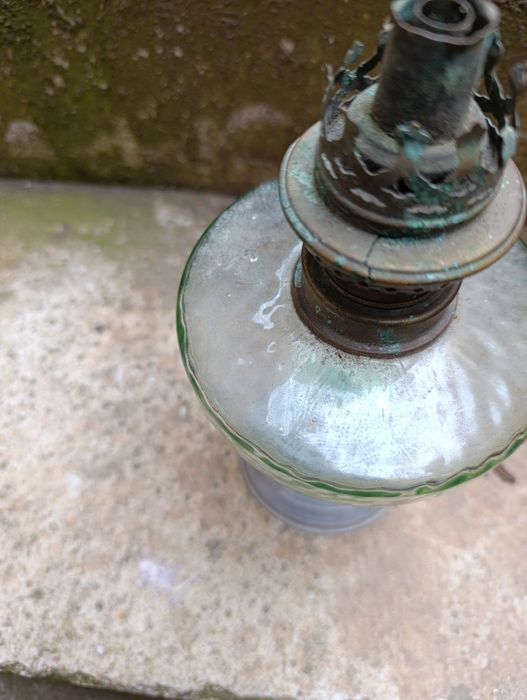 Lampă cu petrol veche