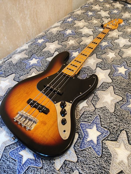 Squier Classic Vibe 70's Jazz bass