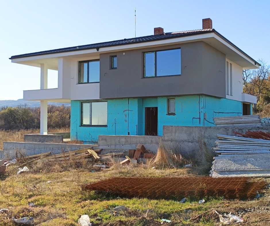 Продава се Къща в Стара Загора, Студентско градче - 230 кв.м за 1200 €/кв.м - Снимка #9