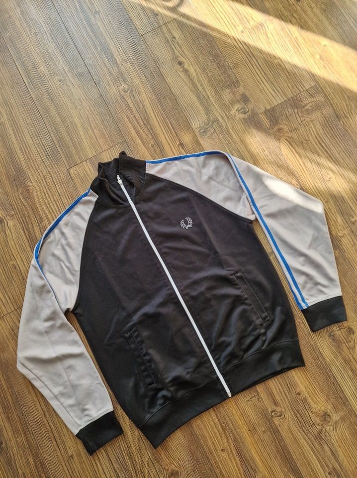 Страхотно мъжко горнище яке FRED PERRY размер L