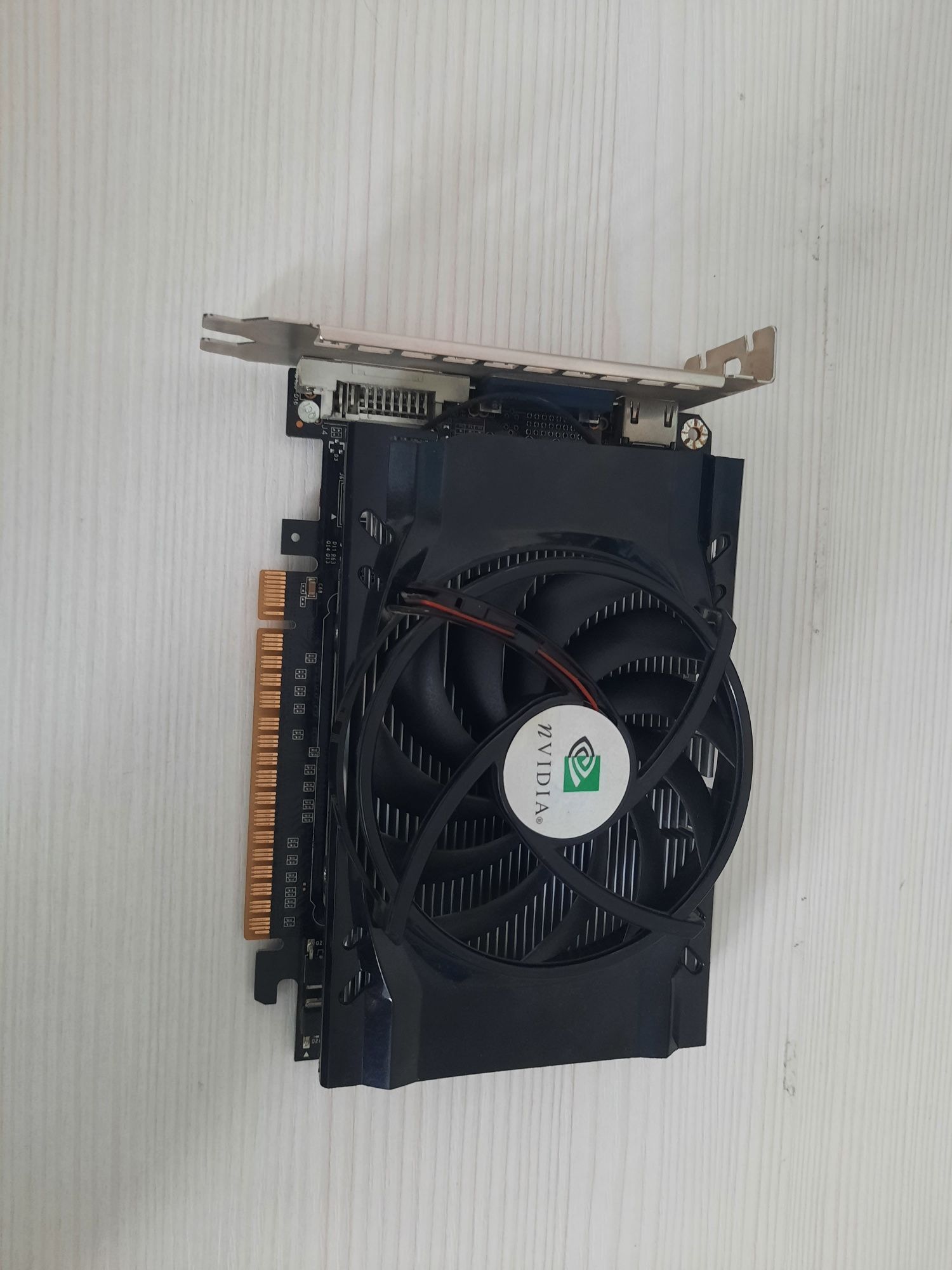 Видеокарта 550 ti