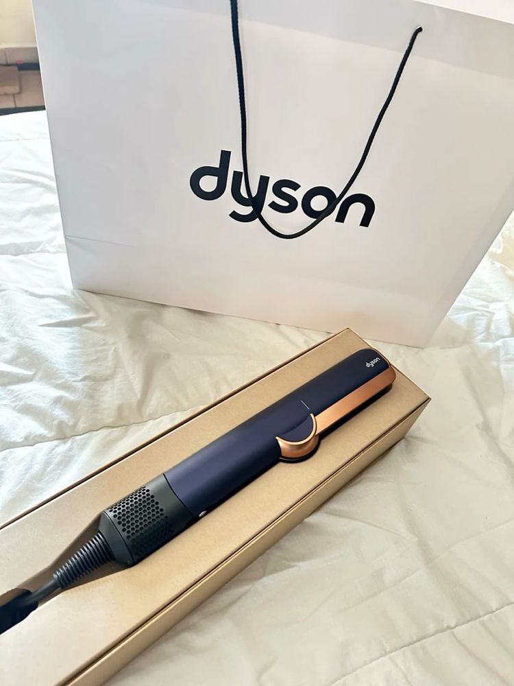 Dyson airsrait фень выпремитель в упоковке