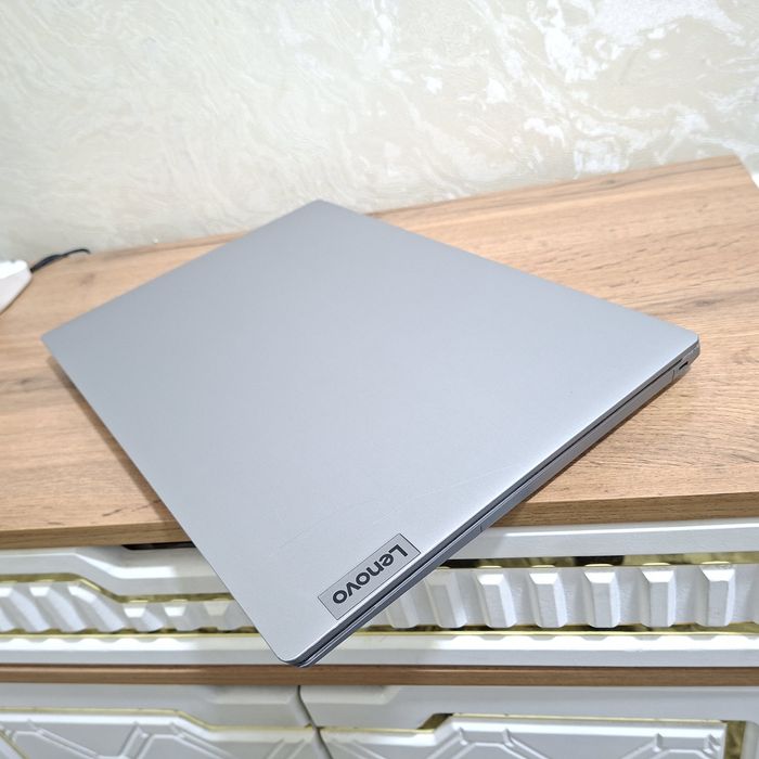 Intel Pentium Gold 7505/ SSD 256 gb/ HDD 1000 gb/ ОЗУ 4 gb/ Tozza nout