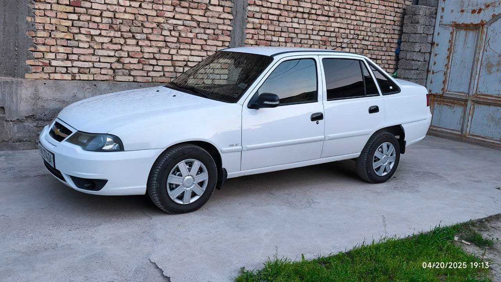 Nexia 2 sotiladi 2014