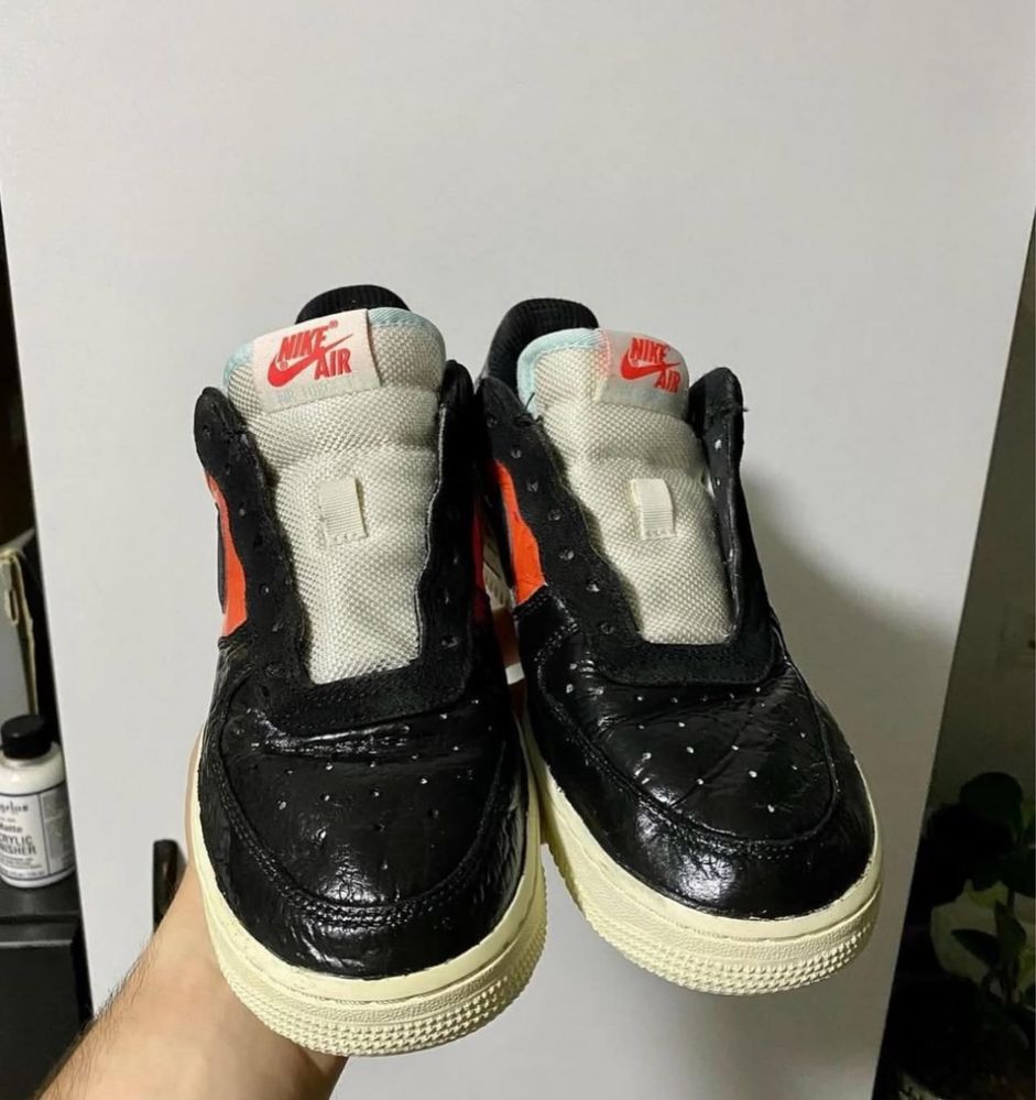 Nike Air Force 1