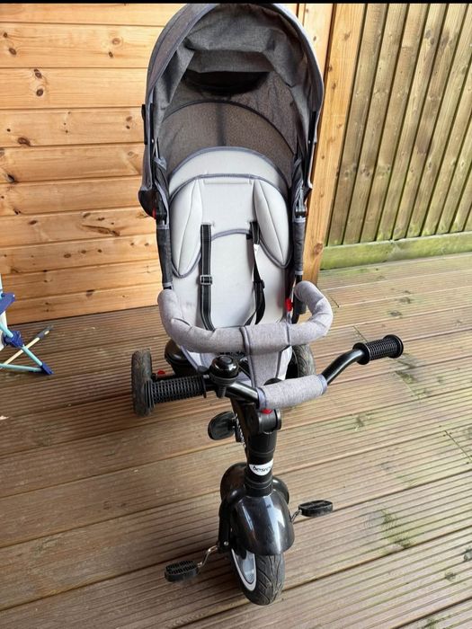 Запазена триколка