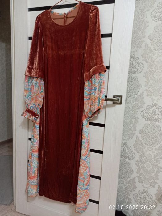 Бархатное платье