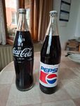 Стари бутилки Кока Кола и Пепси