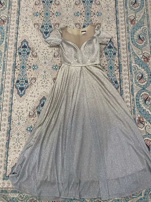 Платья женский размер 42