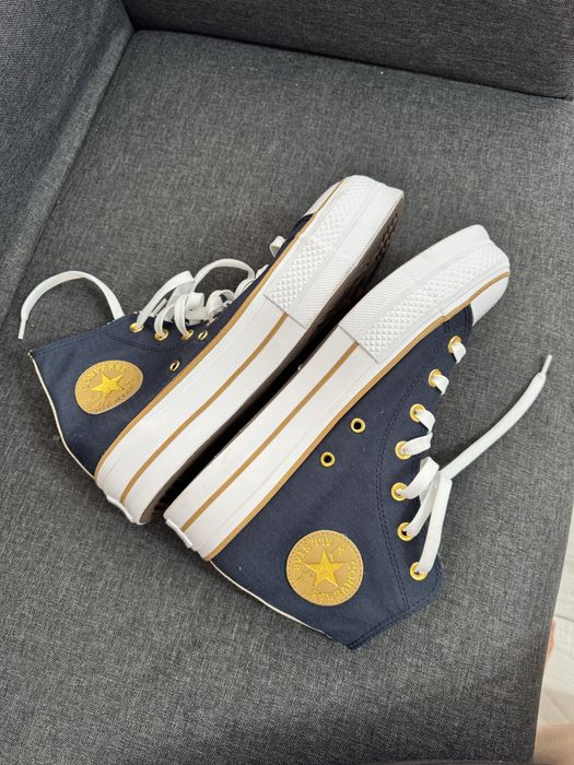 Tenesi Converse dama