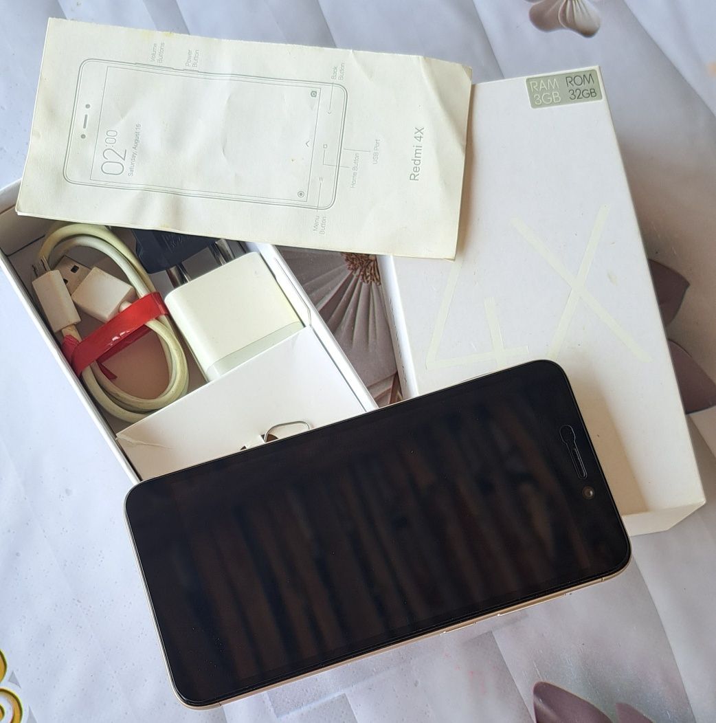 Redmi 4x 2ta 16/32 gb, holati ideal