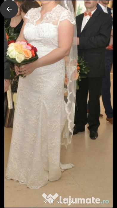 Rochie mireasa făcută pe comanda cu model de la o casa de moda din Ang